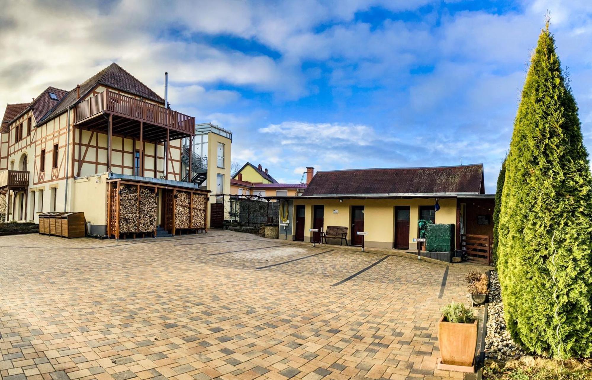 Ferienwohnung Morgensonne Am Kurpark Bad Berka - Parkplatz - Spielplatz - Wlan - 2 Schlafzimmer Экстерьер фото